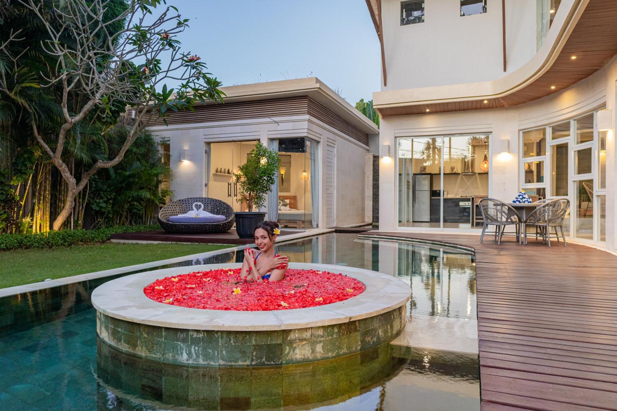 Luxury - Villa K - Central Seminyak Ngoại thất bức ảnh