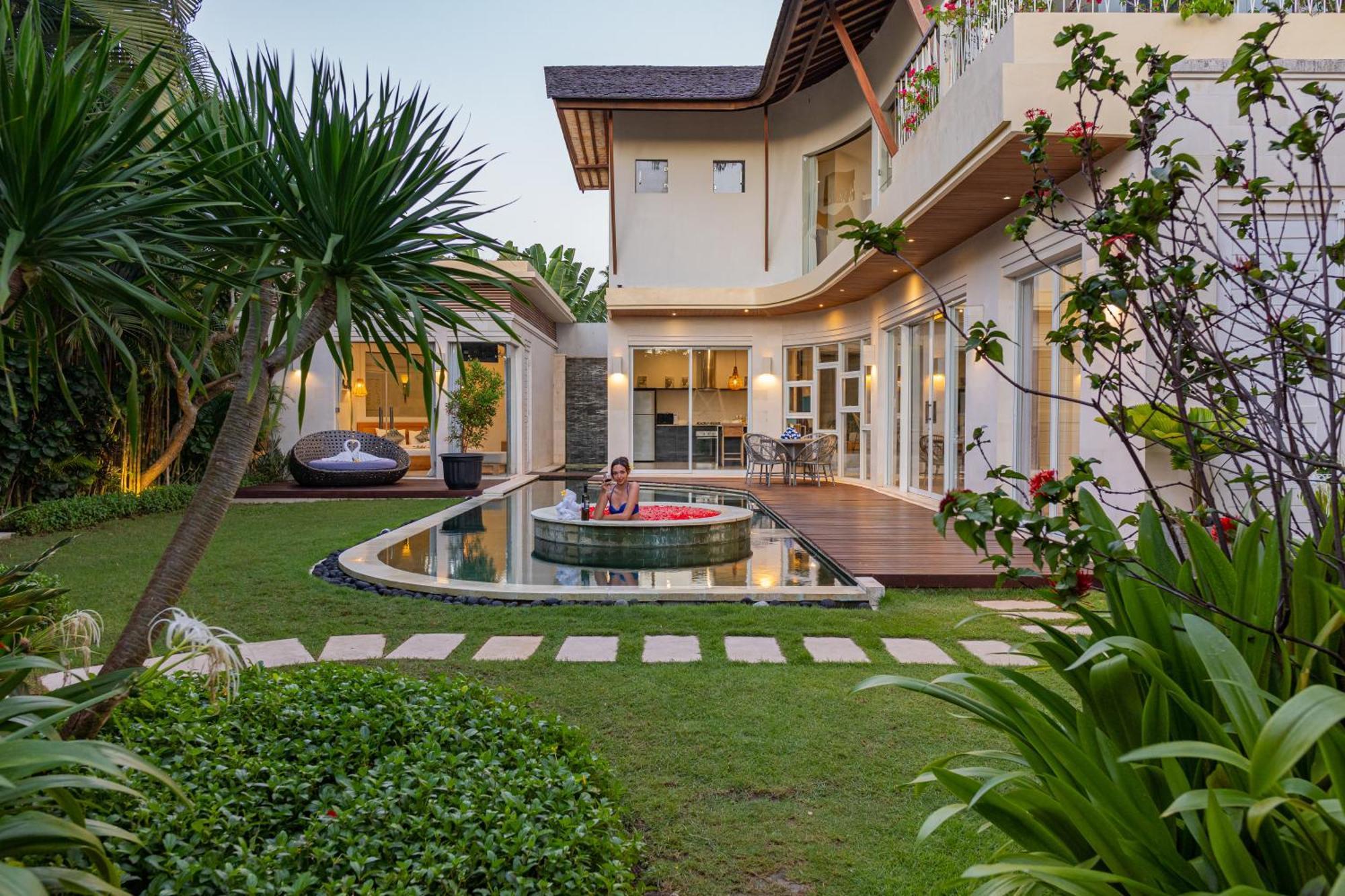 Luxury - Villa K - Central Seminyak Ngoại thất bức ảnh
